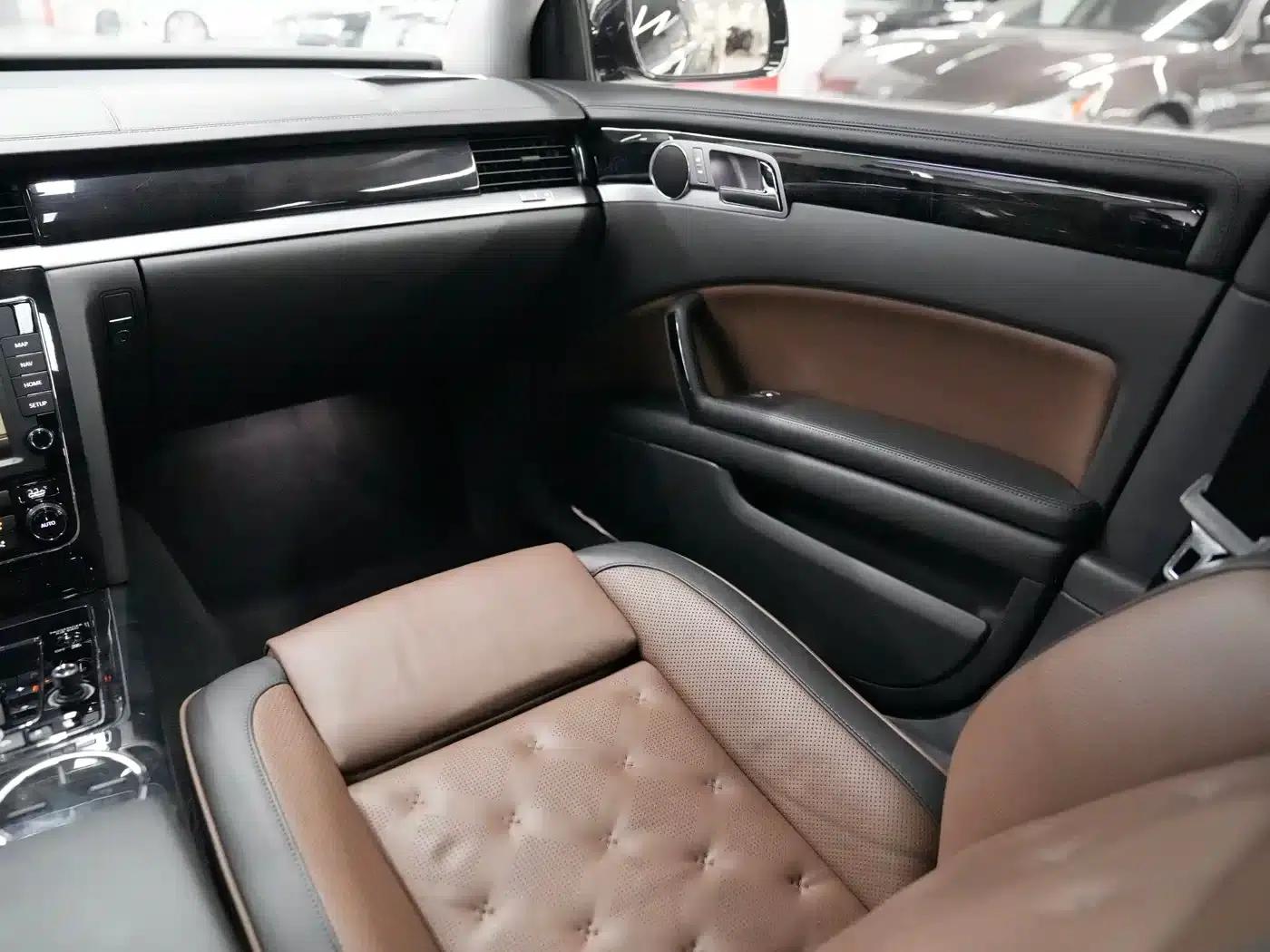 Phaeton 2015 3.0L Exclusive Edition — миниатюра 9