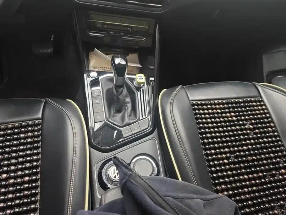 Tayron GTE Plug-in Hybrid 2020 1.4T Premium Edition — миниатюра 16