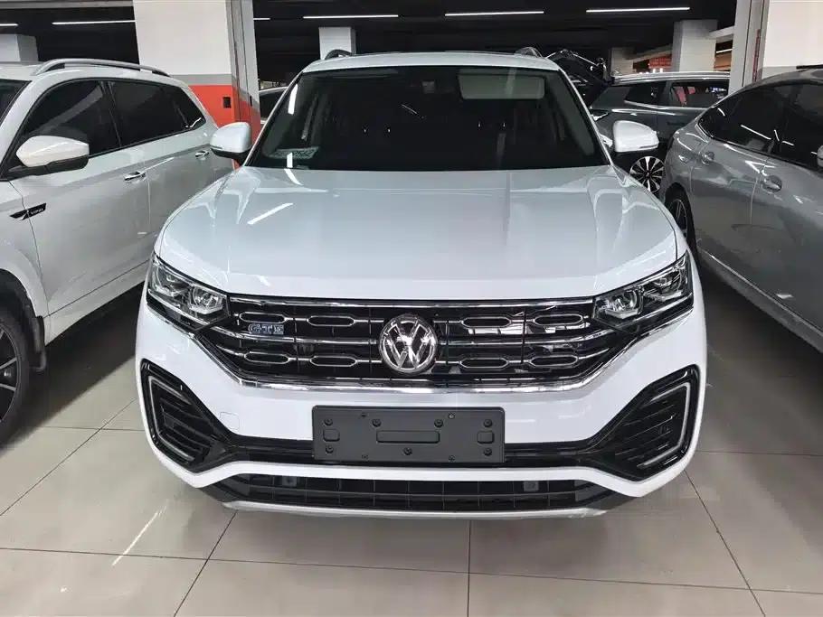 Tayron GTE Plug-in Hybrid 2020 1.4T Luxury Edition — миниатюра 2