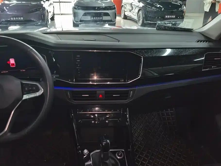 Tayron GTE Plug-in Hybrid 2020 1.4T Luxury Edition — миниатюра 13