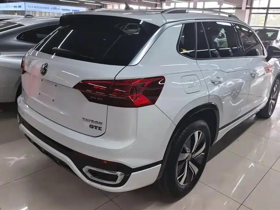 Tayron GTE Plug-in Hybrid 2020 1.4T Luxury Edition — миниатюра 3