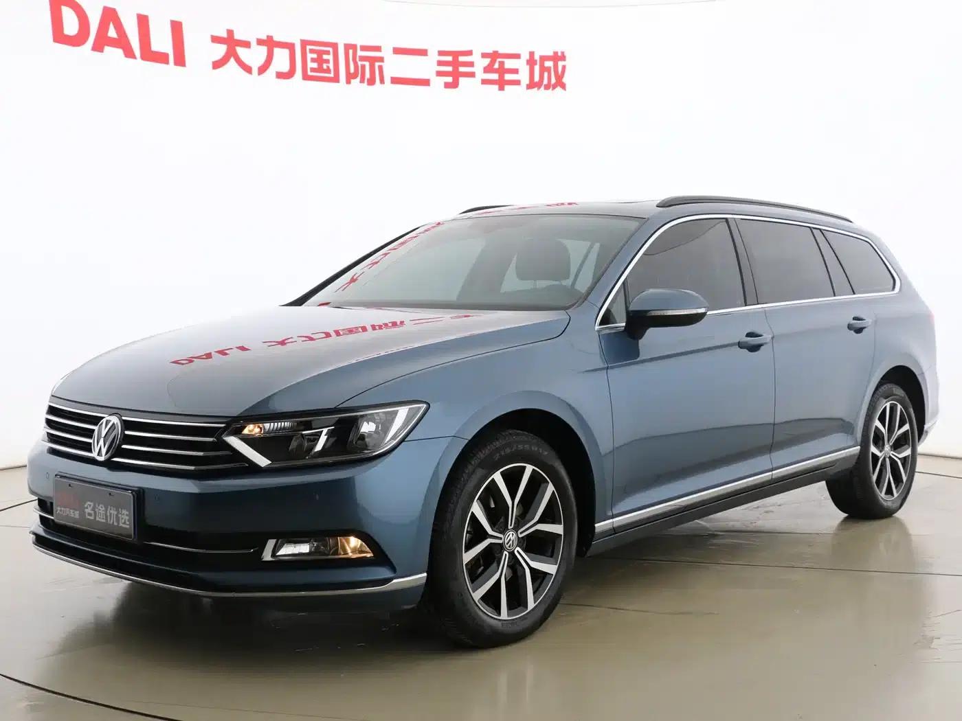 Passat Variant 2018 380TSI 2WD Comfortline — миниатюра 1
