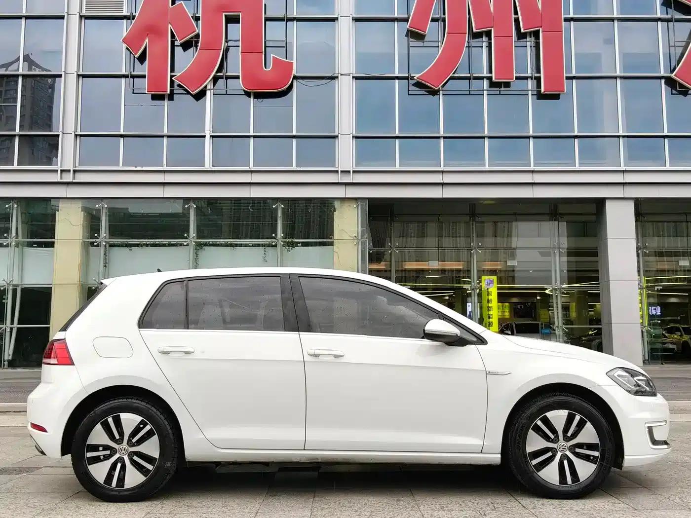2020 Golf EV — миниатюра 6