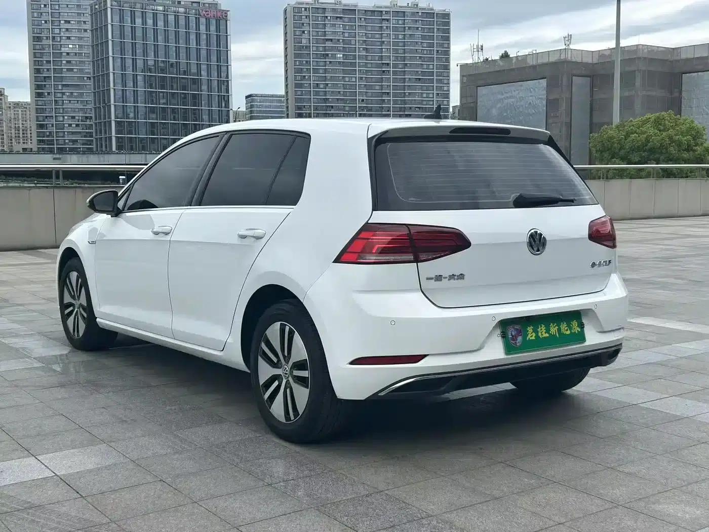 2020 Golf EV — миниатюра 7