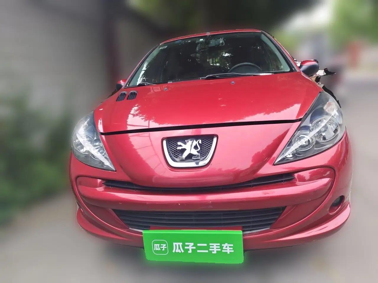 Peugeot 207 2011 Hatchback 1.4L Manual Yule Edition — миниатюра 2