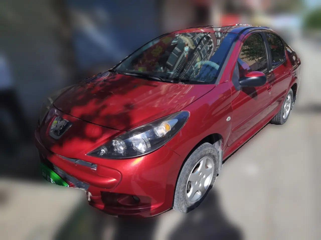 Peugeot 207 2011 Sedan 1.4L Manual Yule Edition — миниатюра 1