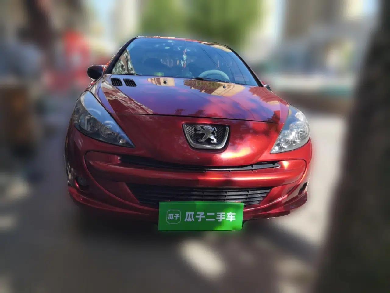 Peugeot 207 2011 Sedan 1.4L Manual Yule Edition — миниатюра 2