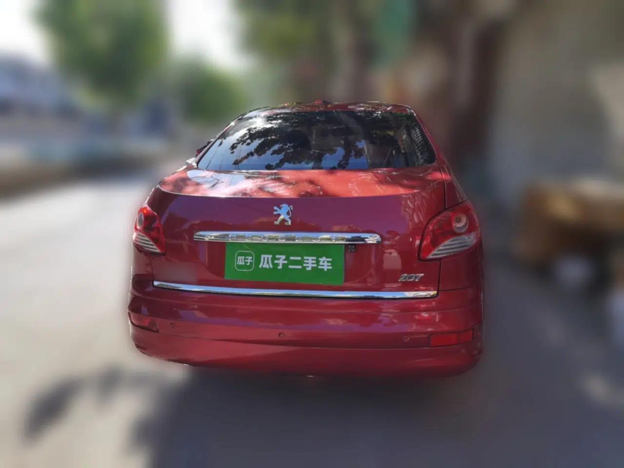 Peugeot 207 2011 Sedan 1.4L Manual Yule Edition — миниатюра 5