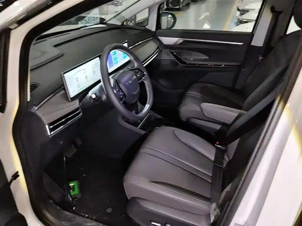 Everyone 7 2024 Facelift Super Hybrid Long Range Enjoy Edition — миниатюра 15
