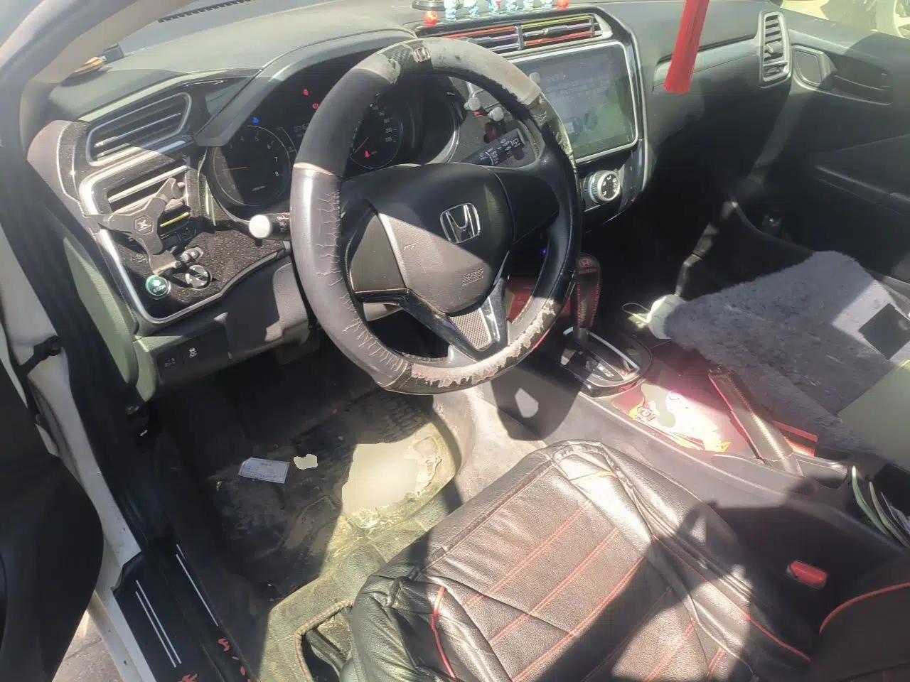 Honda Gienia 2017 1.5L CVT Comfort Version — миниатюра 10
