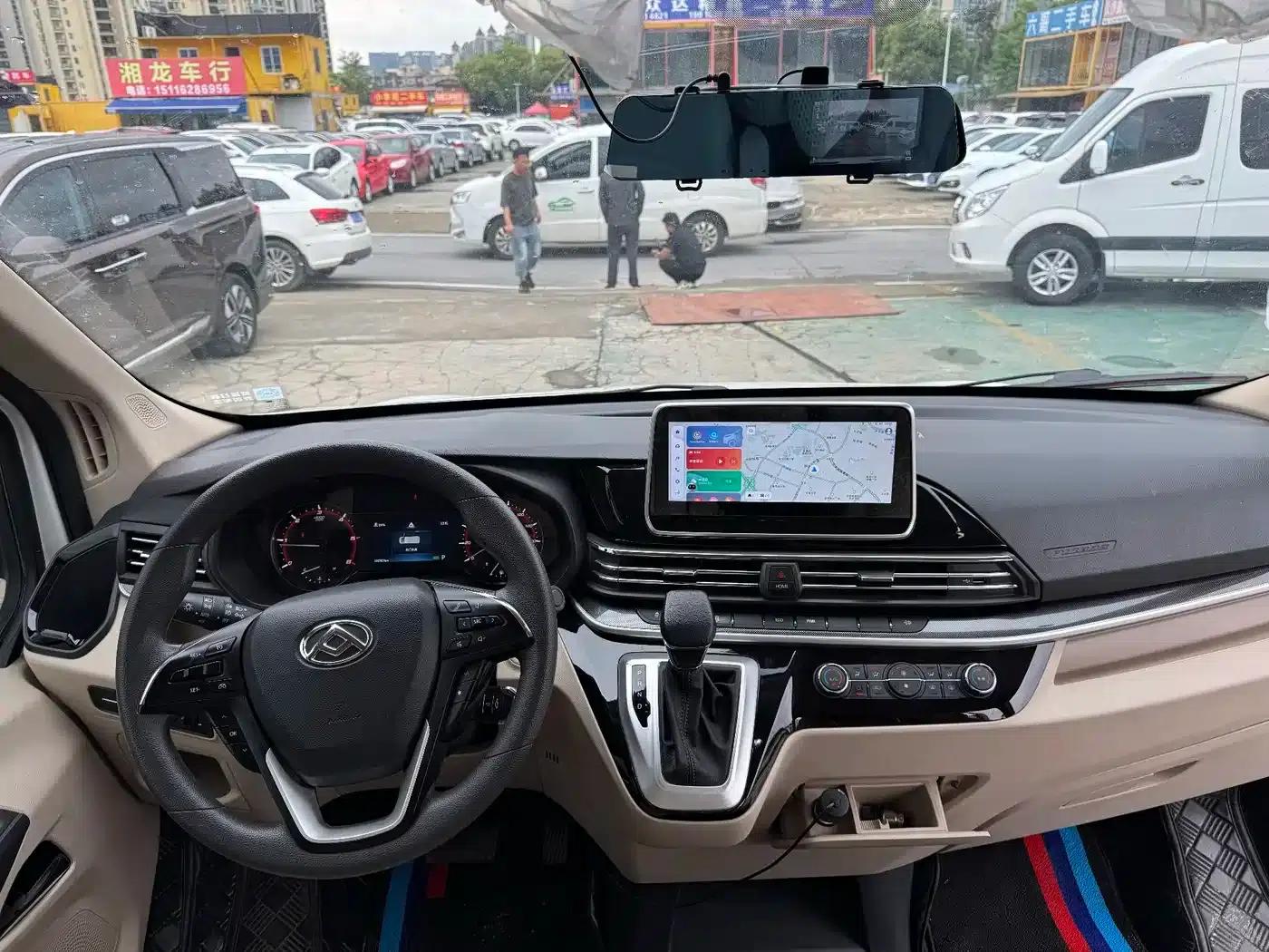 Xintu V90 2024 Smart Commercial Edition 2.0T Automatic Rear-Wheel Drive Long Wheelbase High Roof Single Rear Tire 9 Seats — миниатюра 6