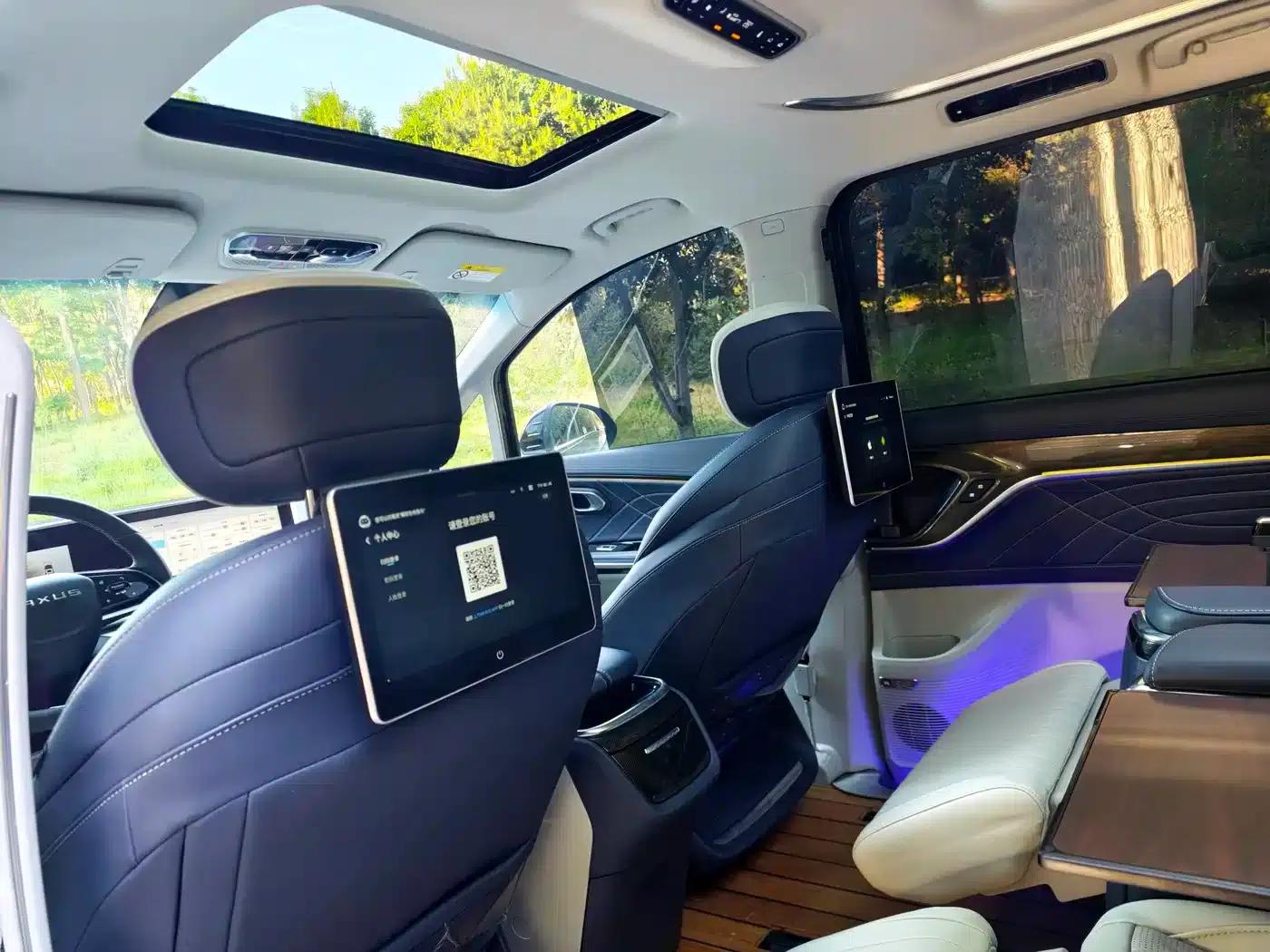 Maxus G90 2023 2.0T Interstellar 7-Seater Edition — миниатюра 15