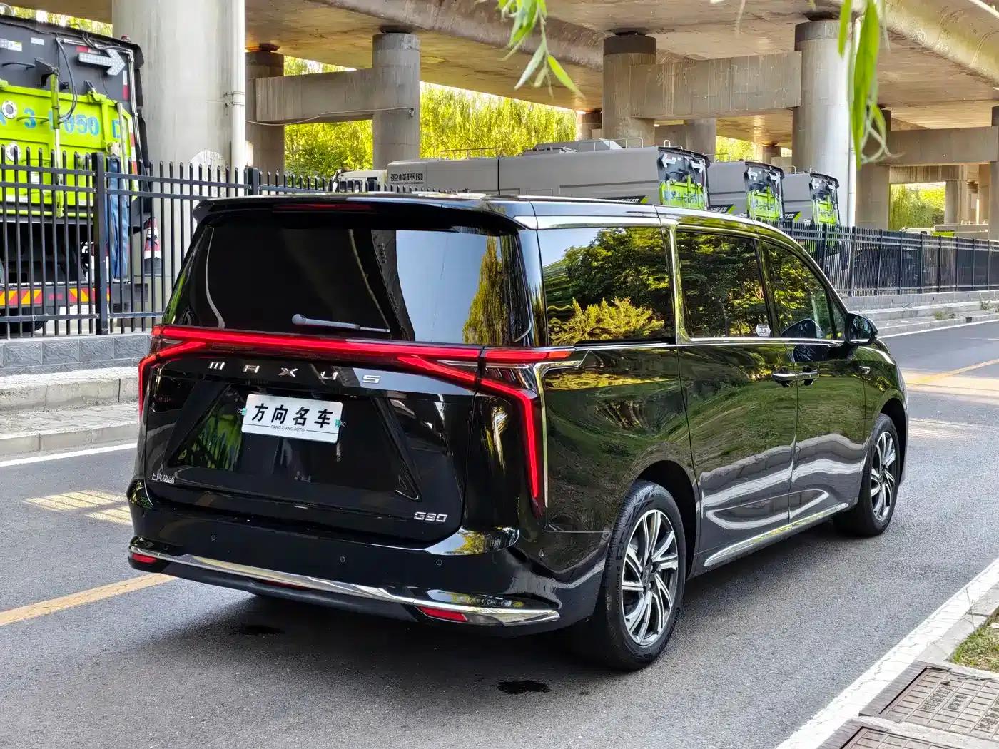Maxus G90 2023 2.0T Interstellar 7-Seater Edition — миниатюра 33