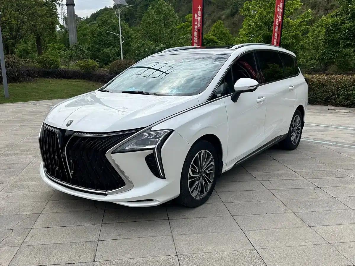 Fengxing Yacht 2022 1.5T DCT Wave Chaser Edition — миниатюра 1