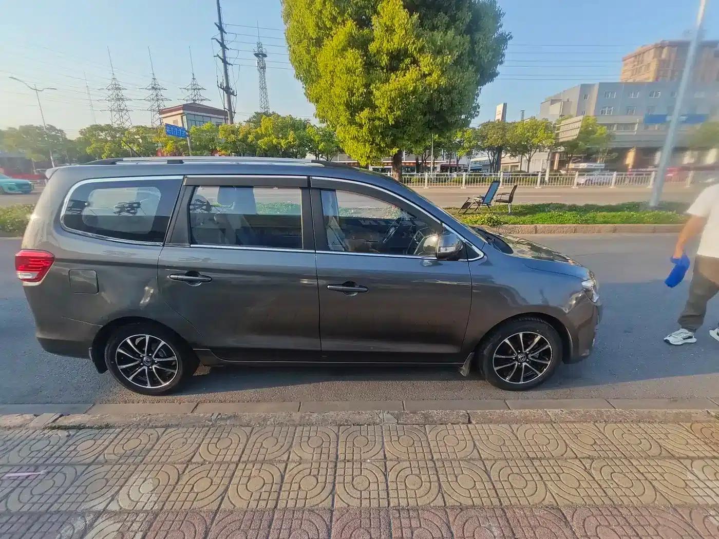 Fengxing S500 2016 1.6L CVT Premium Edition — миниатюра 4