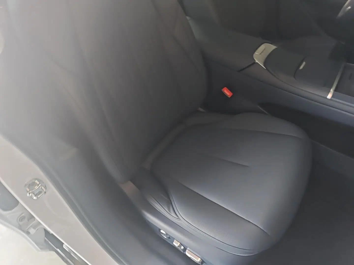 Buick L7 2025 Model Prestige Edition — миниатюра 23