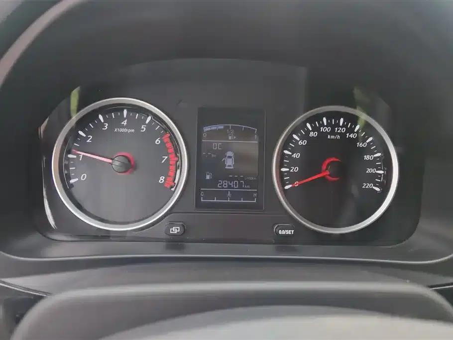 Fengxing T5 2020 1.6L Manual Comfort Model (China VI Emission Standard) — миниатюра 14