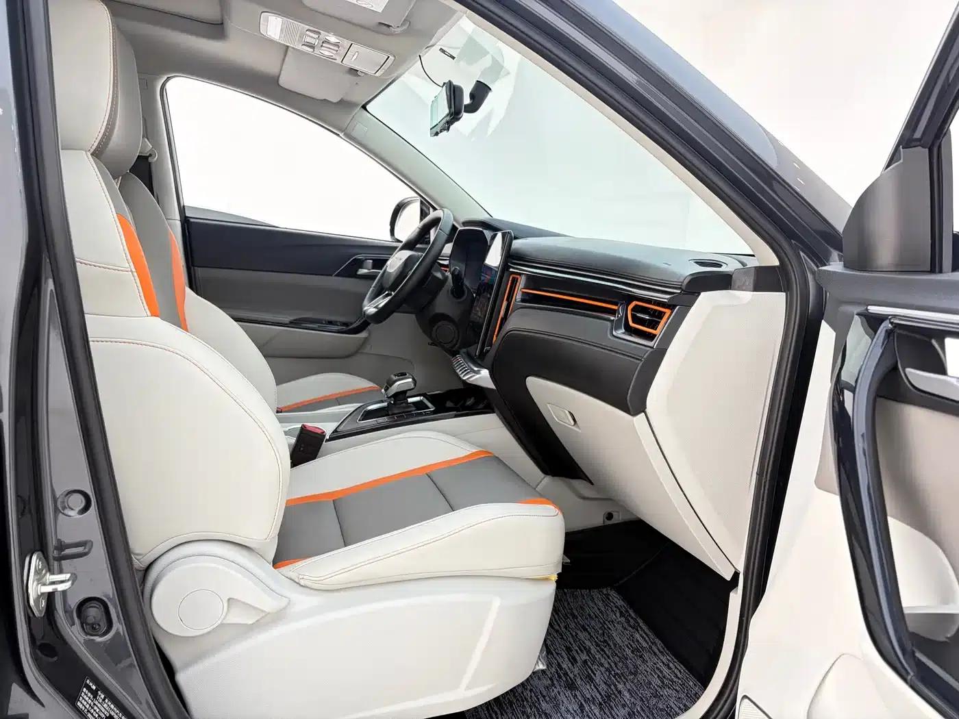 Fengxing T5 2022 Mach Edition 1.5T DCT Sporty 5-seater — миниатюра 7