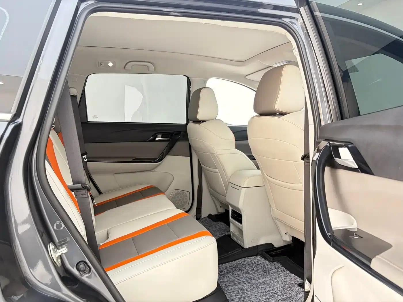 Fengxing T5 2022 Mach Edition 1.5T DCT Sporty 5-seater — миниатюра 9