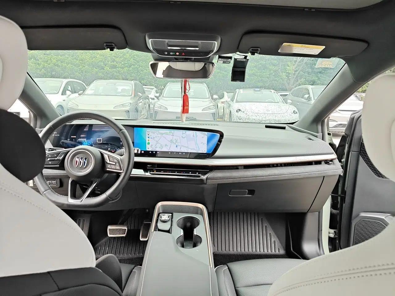 Buick E4 2023 GS Edition — миниатюра 10