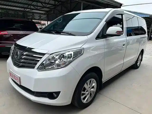 Lingzhi PLUS 2021 2.0L Manual Deluxe 7-Seater