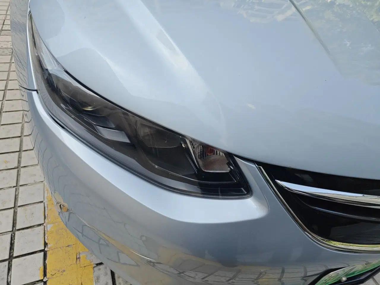 Buick VELITE 5 2017 Urban Extended-Range Model — миниатюра 7