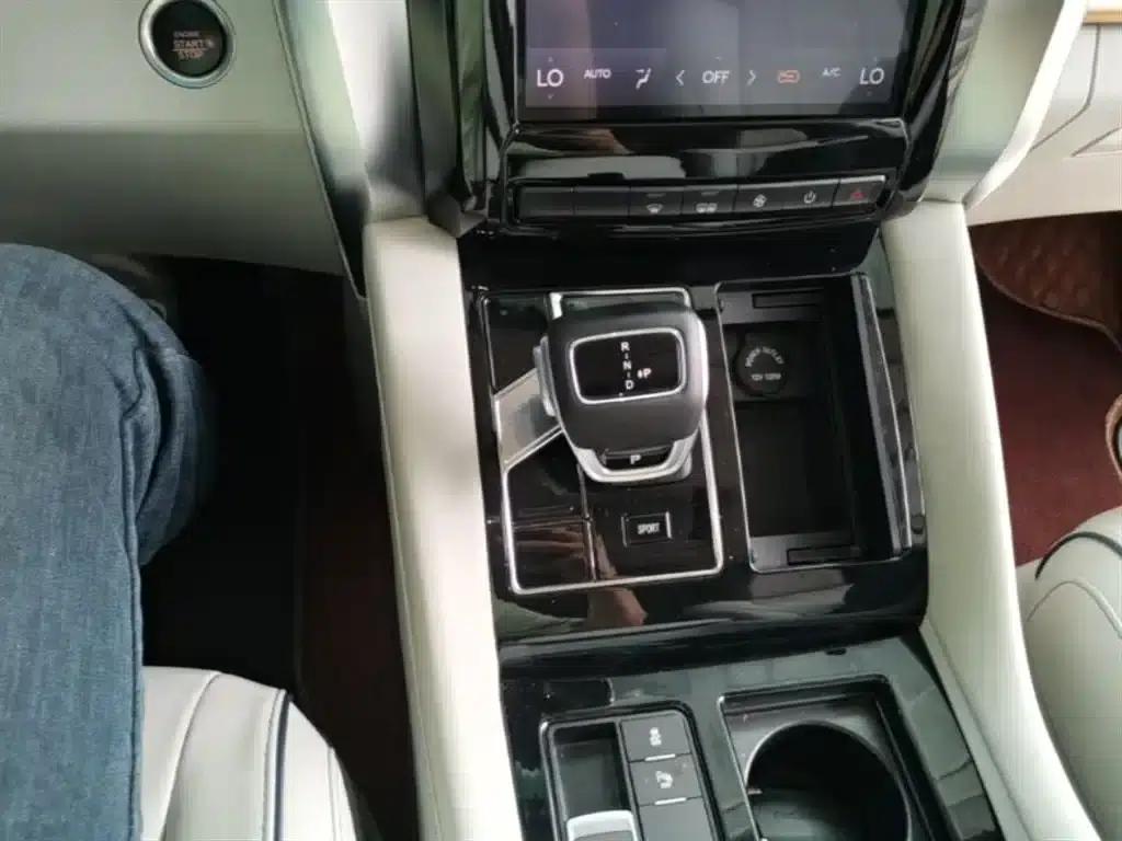 Fengxing M7 2022 Leading Edition 2.0T Automatic Duke Edition — миниатюра 14