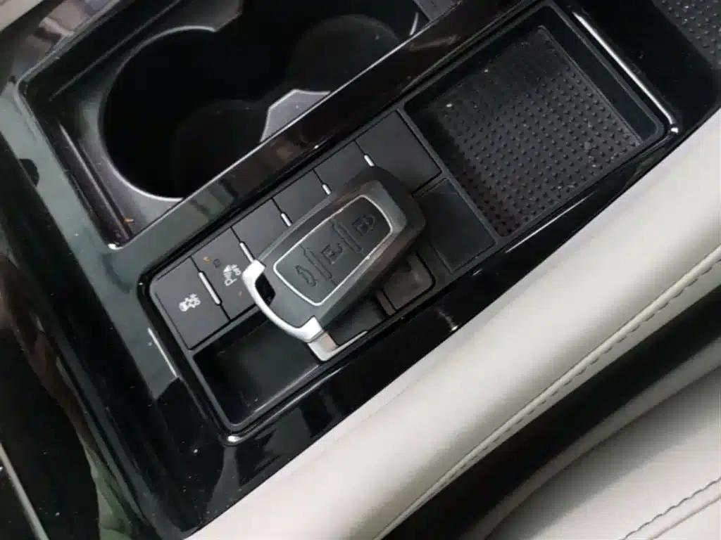 Fengxing M7 2022 Leading Edition 2.0T Automatic Duke Edition — миниатюра 9
