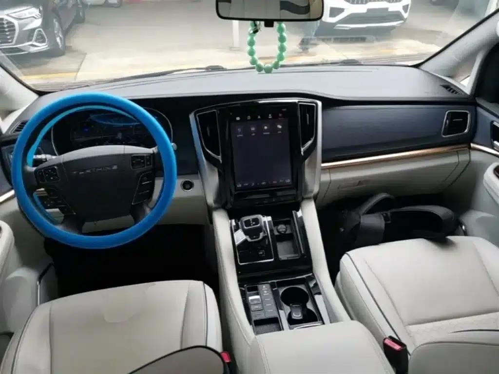 Fengxing M7 2022 Leading Edition 2.0T Automatic Duke Edition — миниатюра 10