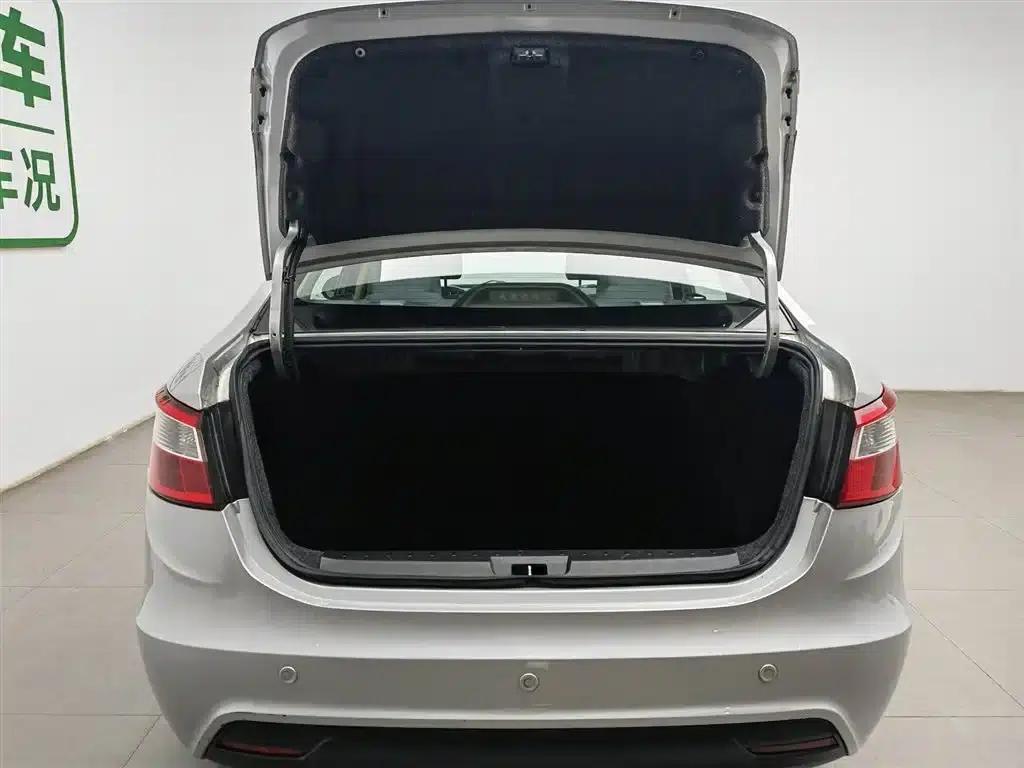 Dongfeng Fengshen A30 2014 Model 1.5L Automatic Smart Edition — миниатюра 16