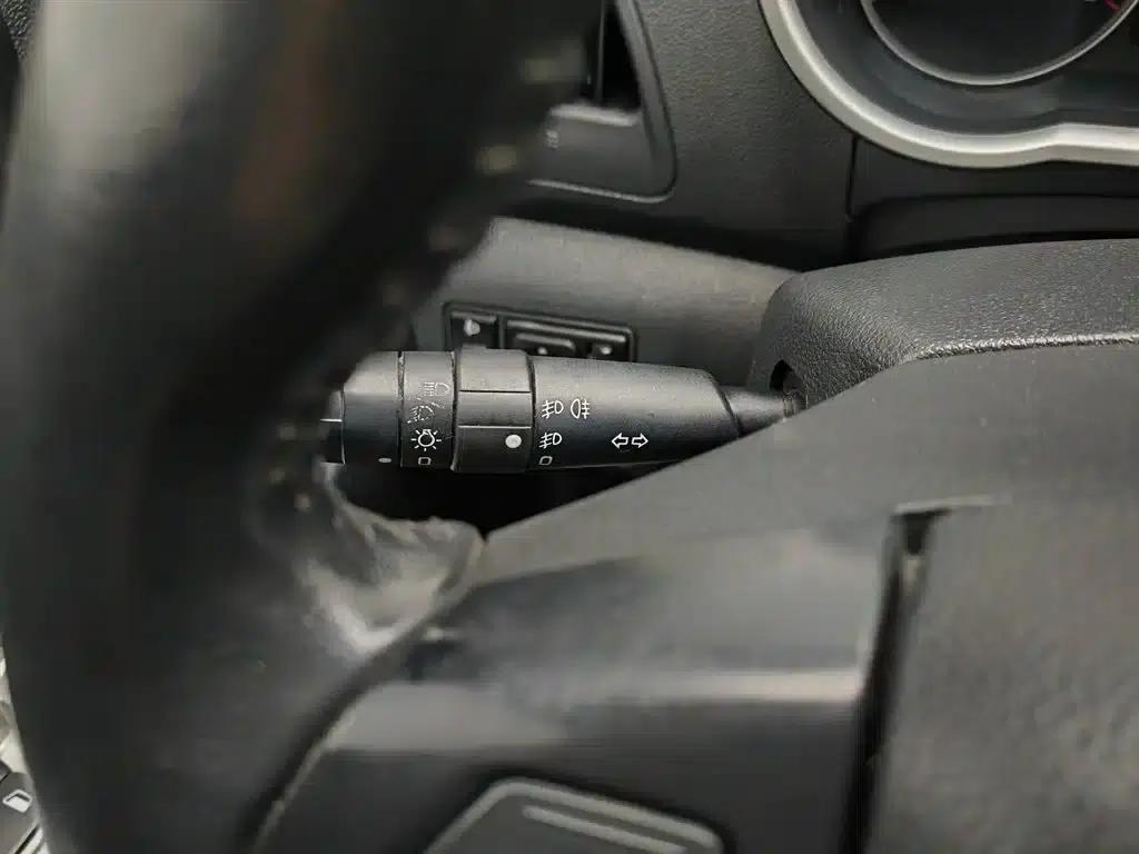 Dongfeng Fengshen A30 2014 Model 1.5L Automatic Smart Edition — миниатюра 21