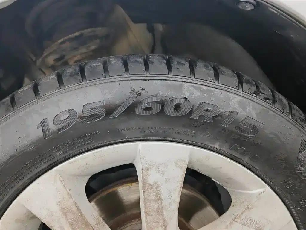 Dongfeng Fengshen A30 2014 Model 1.5L Automatic Smart Edition — миниатюра 24