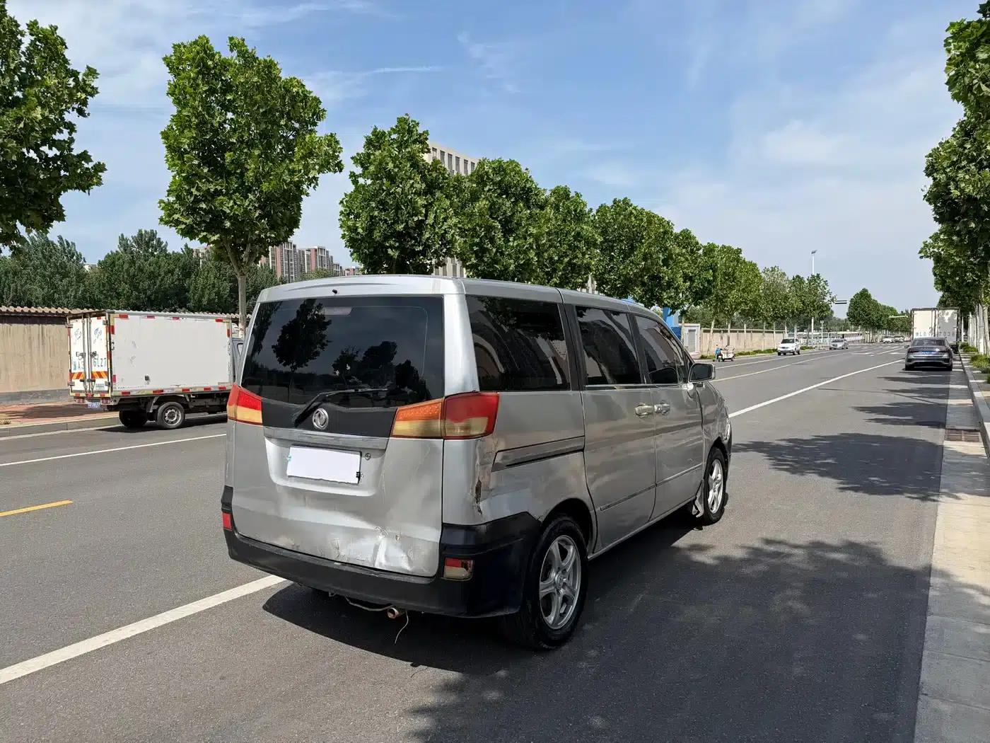 Shuai Ke 2013 Facelift 1.6L Manual Comfort 7-Seater (National V Emission Standard) — миниатюра 14