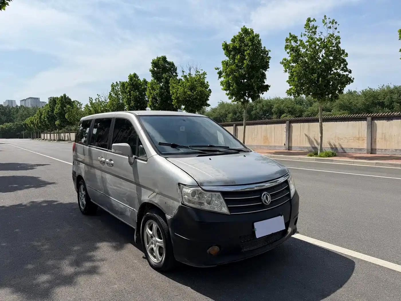 Shuai Ke 2013 Facelift 1.6L Manual Comfort 7-Seater (National V Emission Standard) — миниатюра 3