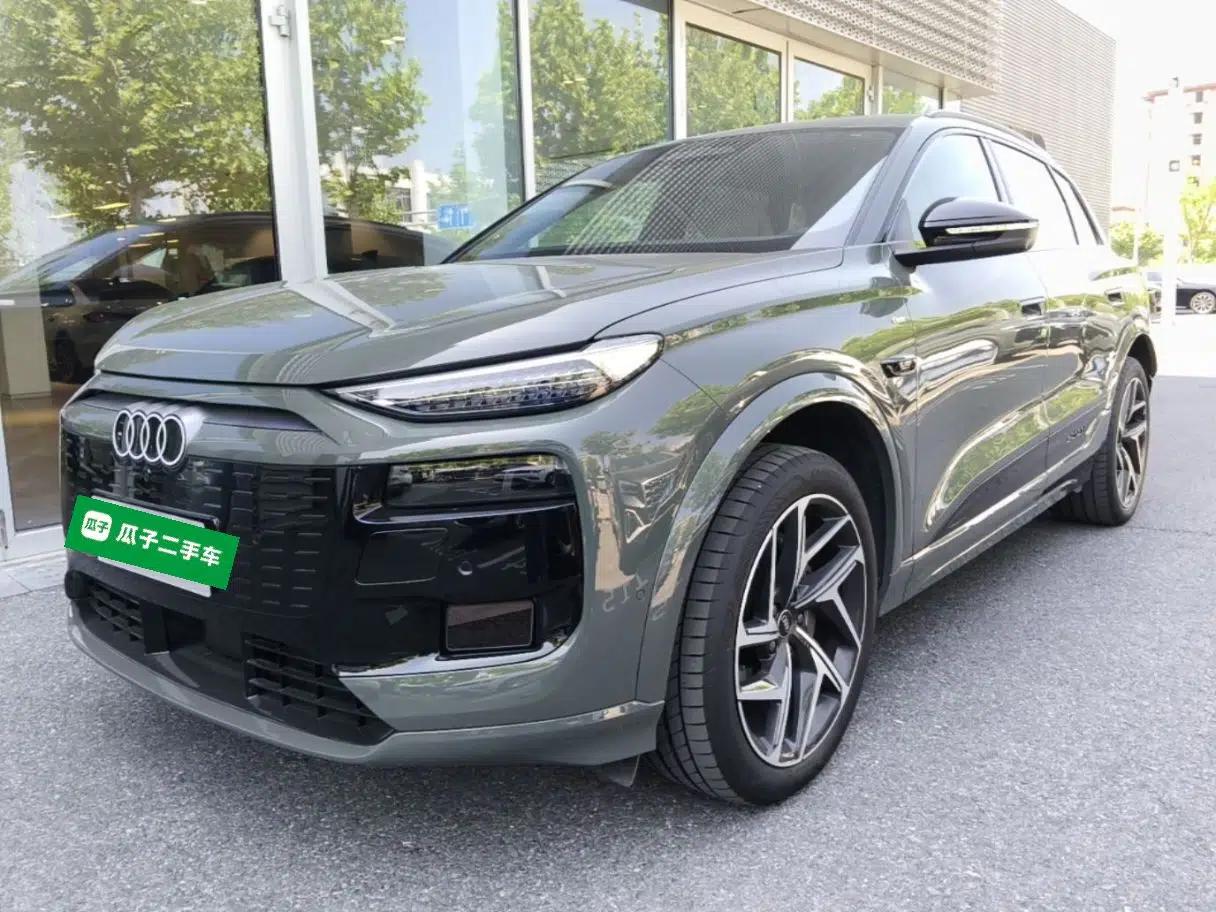 Audi Q6L e-tron 2026 First Launch Navigation Edition — миниатюра 1