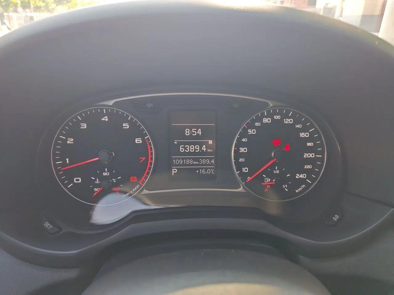 Audi A1 2014 30 TFSI Sportback Comfort Model — миниатюра 12