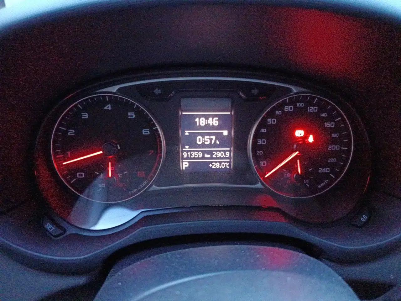 Audi A1 2014 30 TFSI Comfort Model — миниатюра 12