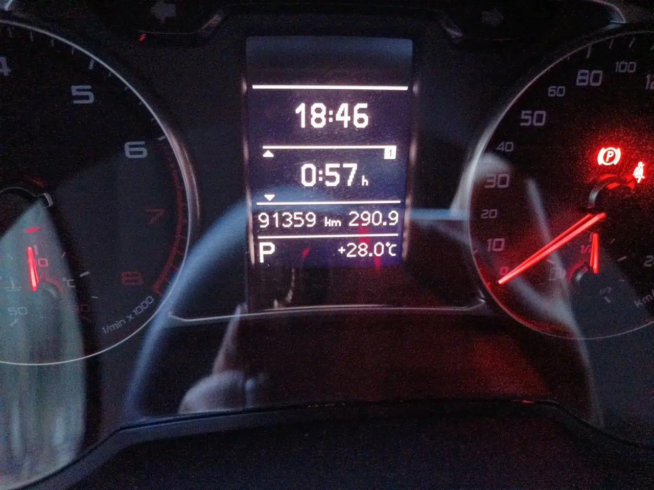 Audi A1 2014 30 TFSI Comfort Model — миниатюра 13