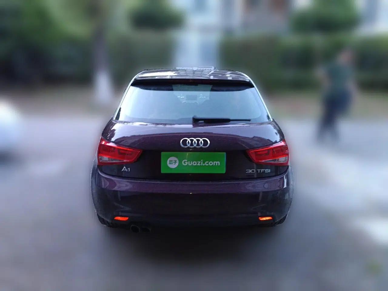 Audi A1 2014 30 TFSI Comfort Model — миниатюра 5