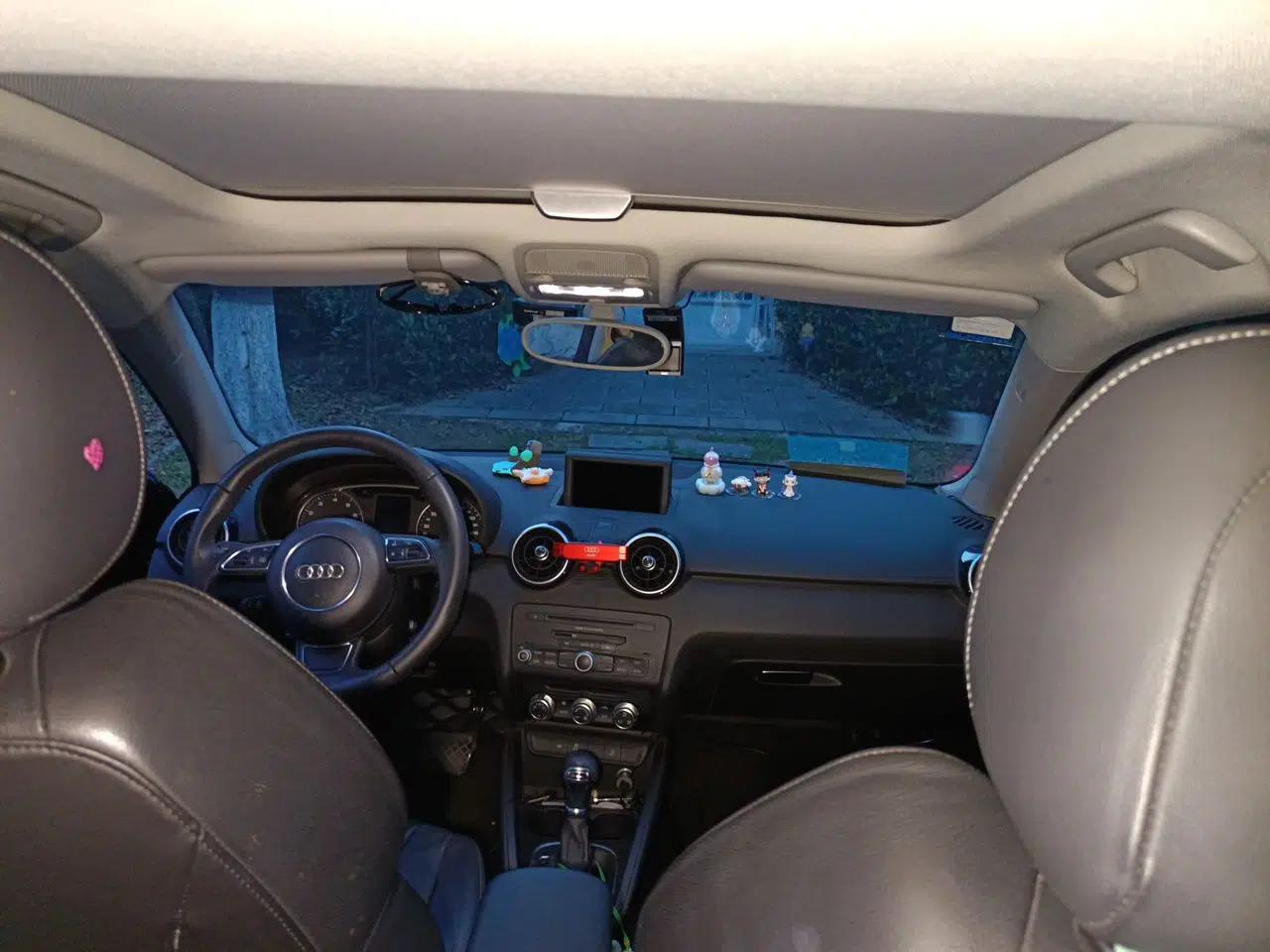 Audi A1 2014 30 TFSI Comfort Model — миниатюра 10