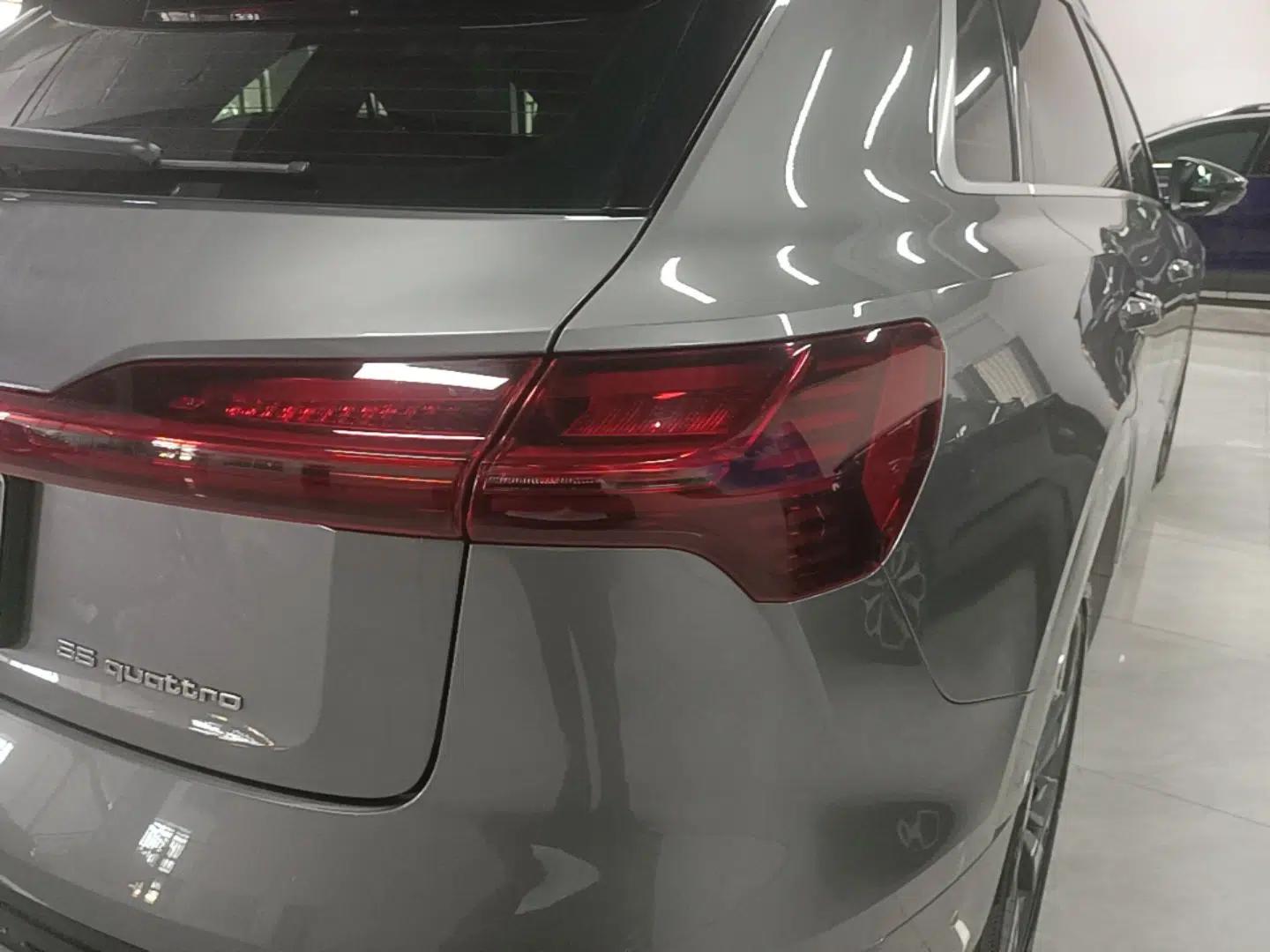 Audi e-tron 2019 55 quattro Technology Edition — миниатюра 7