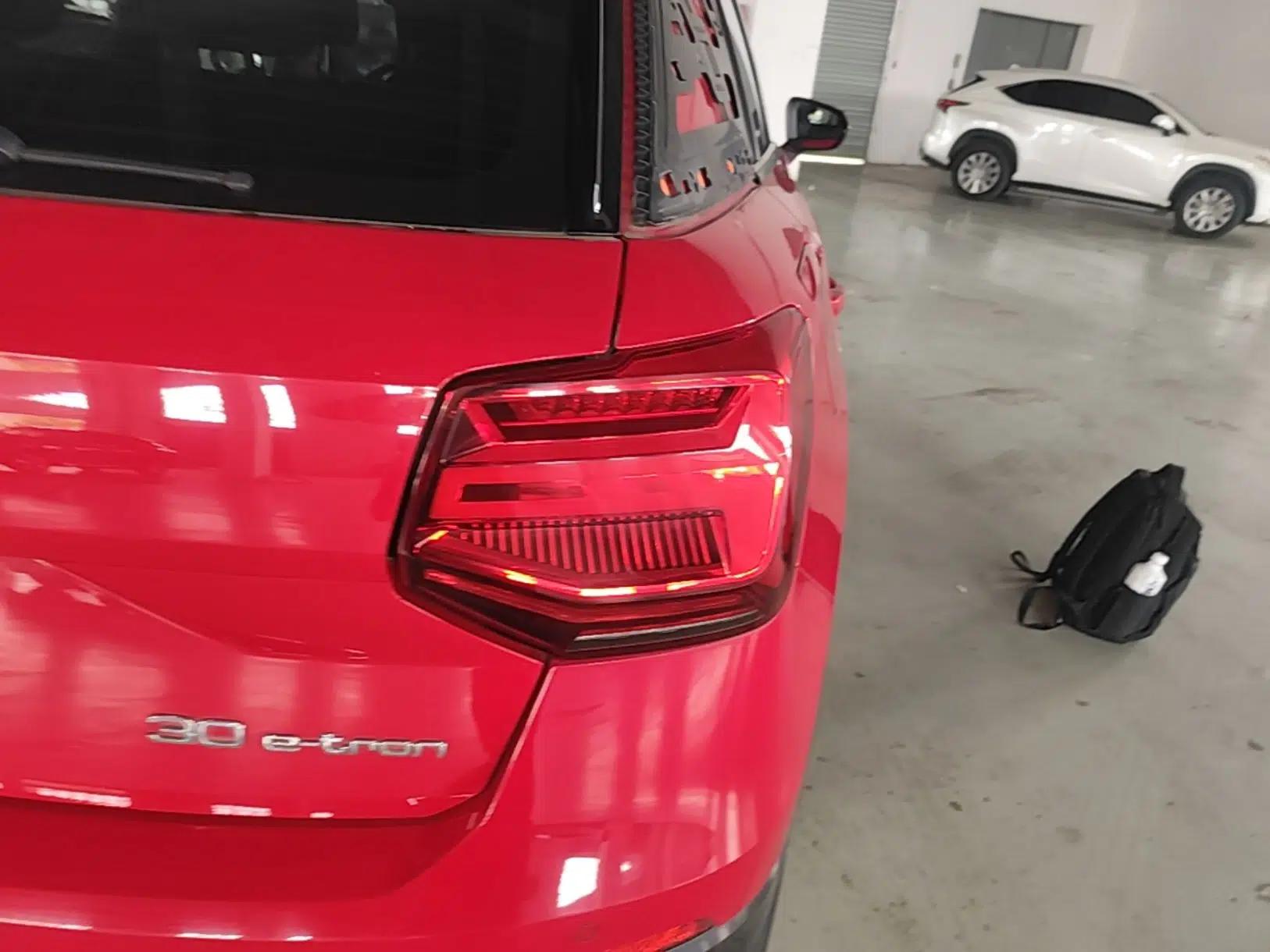 Audi Q2L e-tron 2019 Q2L e-tron Pure Electric Smart Enjoyment Model — миниатюра 3