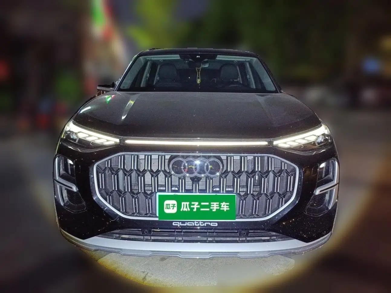 Audi Q6 2025 40 TFSI quattro Commemorative Edition Yulin Package 7 Seats — миниатюра 2