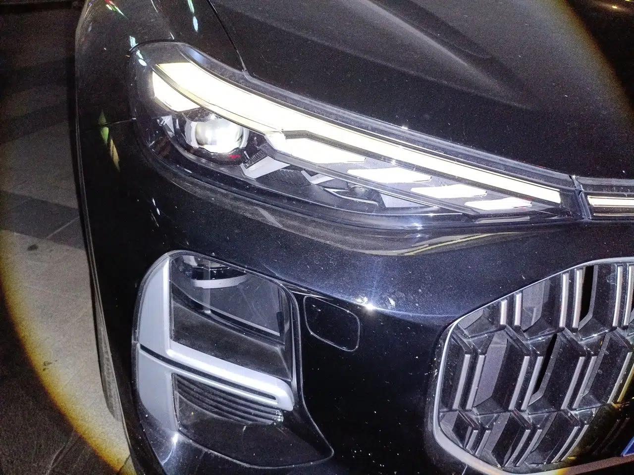 Audi Q6 2025 40 TFSI quattro Commemorative Edition Yulin Package 7 Seats — миниатюра 7
