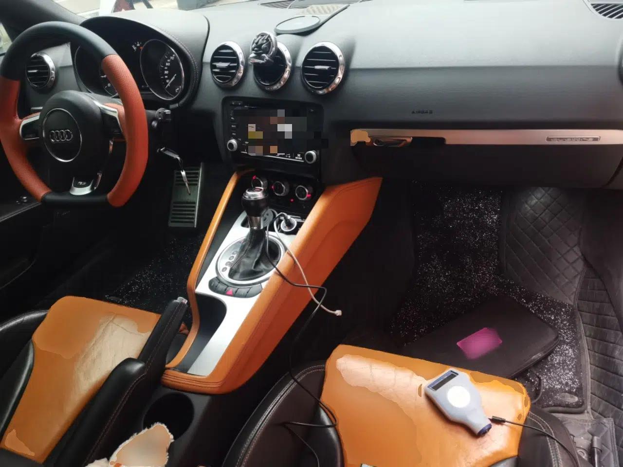 Audi TTS 2011 TTS Coupe 2.0TFSI quattro — миниатюра 10