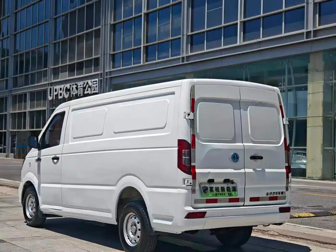 Yufeng EM26 2022 Pure Electric Version — миниатюра 4