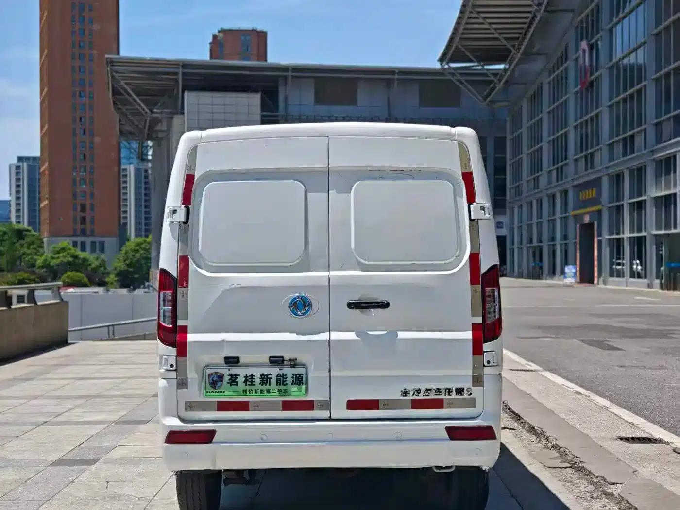 Yufeng EM26 2022 Pure Electric Version — миниатюра 5