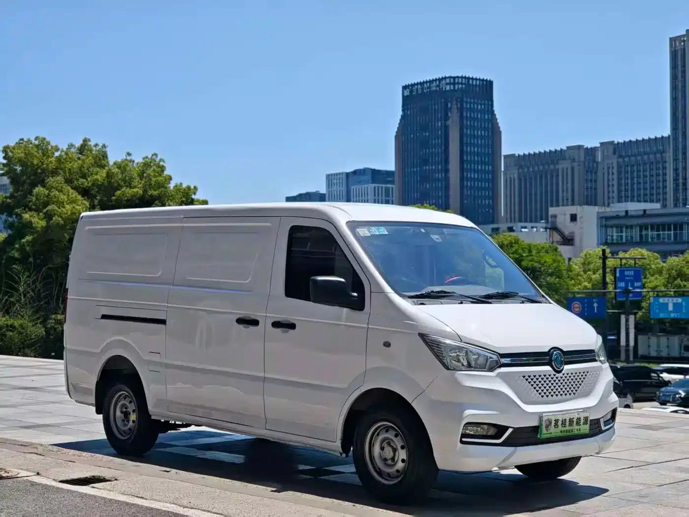 Yufeng EM26 2022 Pure Electric Version — миниатюра 7