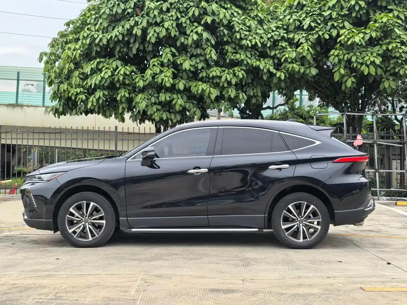 HARRIER 2022 2.0L CVT 2WD Luxury Edition — миниатюра 7