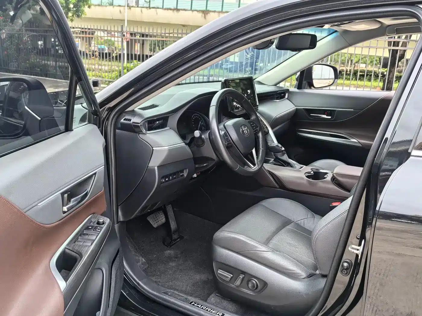 HARRIER 2022 2.0L CVT 2WD Luxury Edition — миниатюра 8